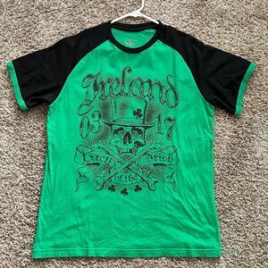 Lucky Tee Shirt Ireland Skull Graphic T-Shirt Shamrock Green Black Mens L